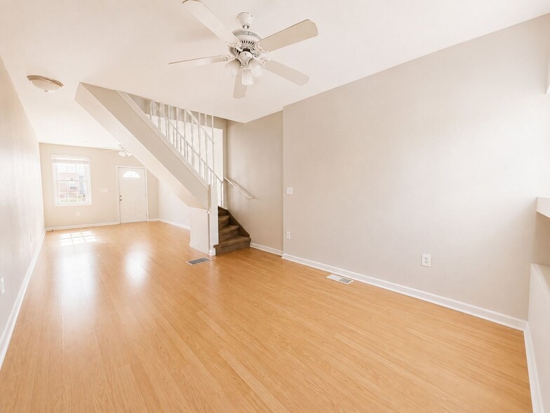 Building Photo - Fantastic 3 Bed/2 Bath Home Available In Conshohocken