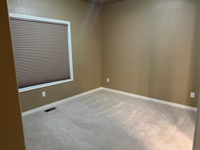 Building Photo - 4548 Westcott Dr
