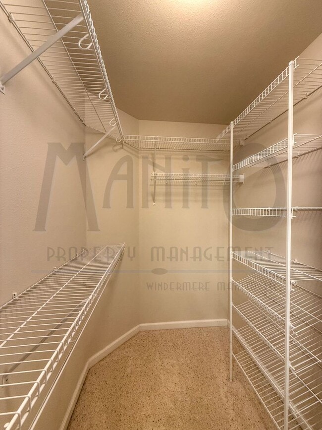 Building Photo - **MOVE IN SPECIAL** Spacious Eagle Ridge Home