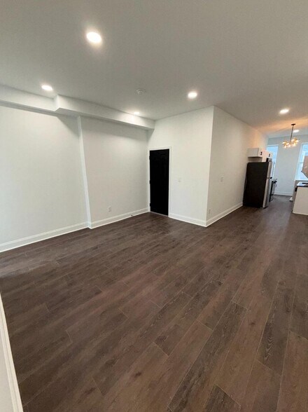 Building Photo - 2028 Druid Hill Ave