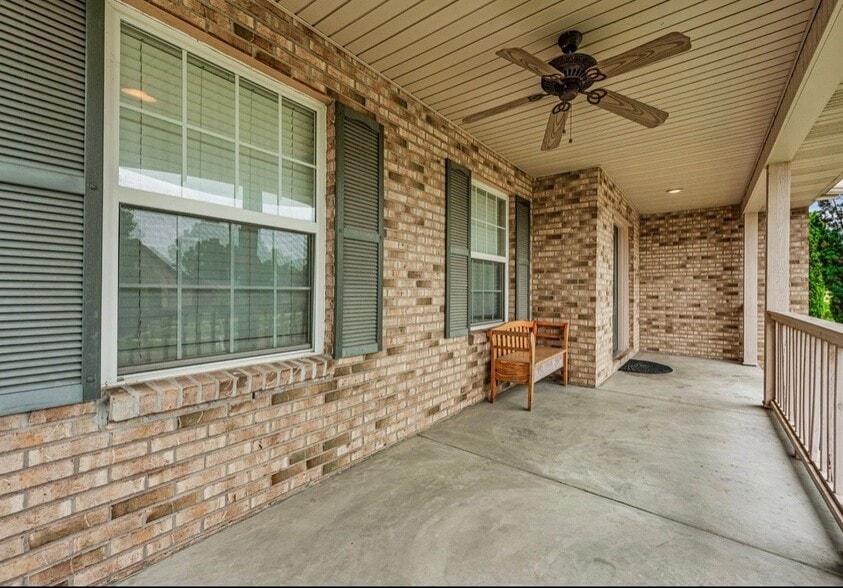 Building Photo - 3077 Cypress Hill Dr