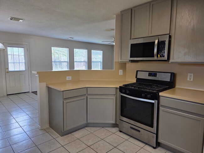 Building Photo - 21706 Haverbay Ct