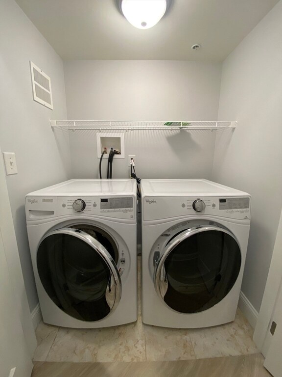 Building Photo - 107 Corning Fairbanks Way