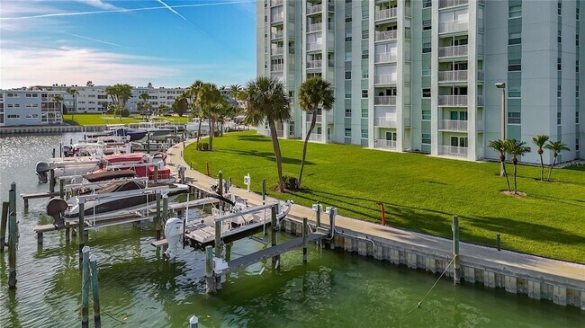 Building Photo - 400 64th Ave