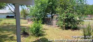 Building Photo - 206 Meadow Path Dr