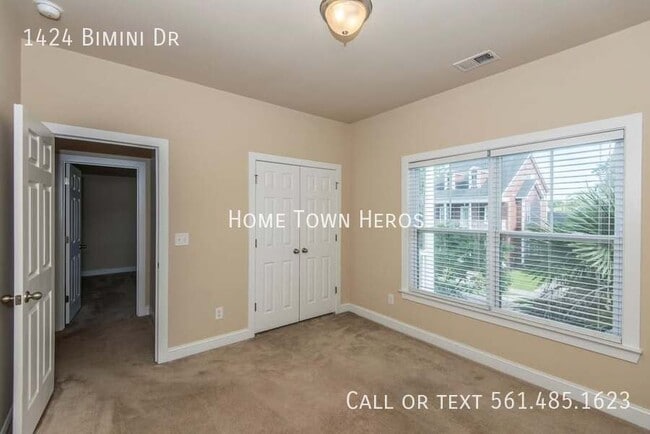 Building Photo - 1424 Bimini Dr