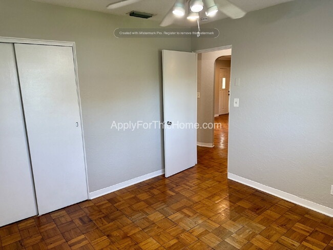Building Photo - Single Family Home