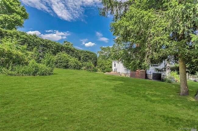 Building Photo - 25 Valentine Ave