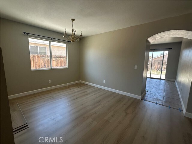 Building Photo - 12084 White Oak Ct