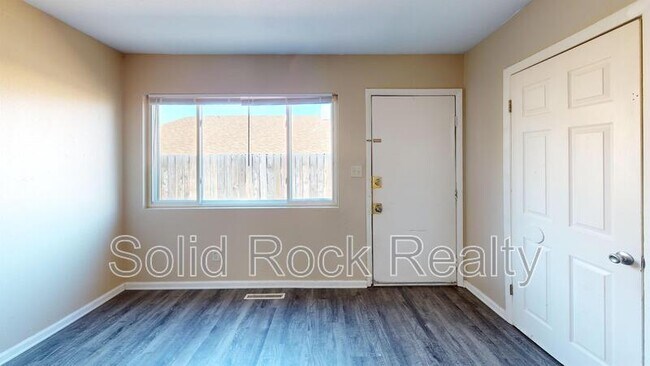 Building Photo - 4332-3 Ericson Drive