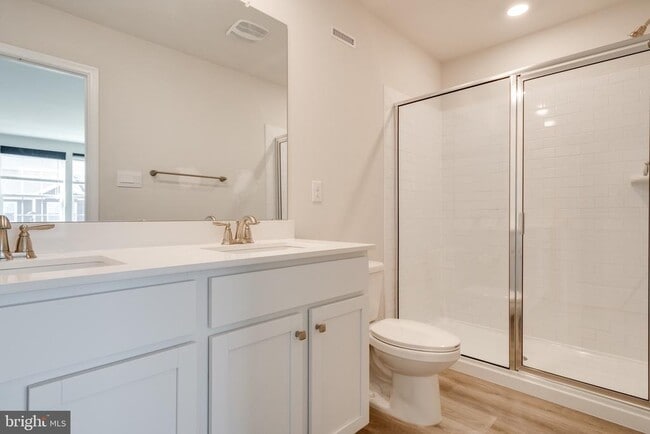 Building Photo - 69 Nelsons Wy