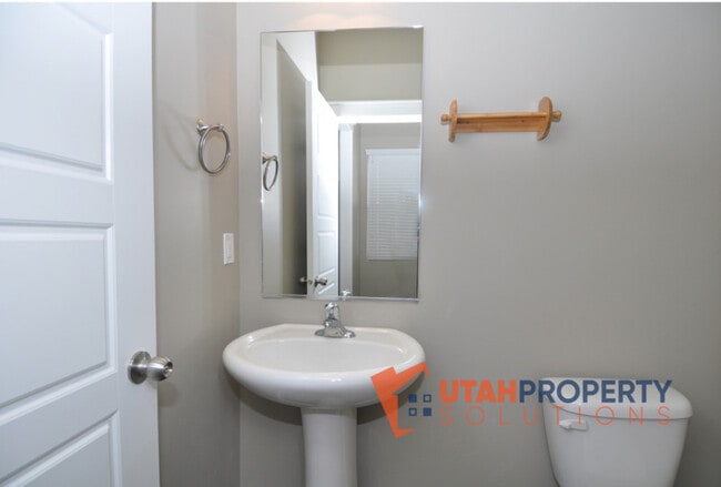Building Photo - 7614 San Savino Way