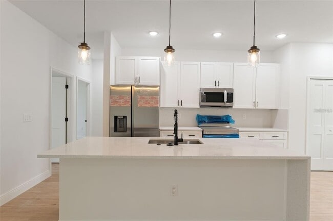 Building Photo - 17143 SW 40th Terrace