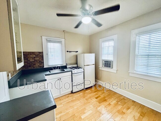 Building Photo - 500 5th St N