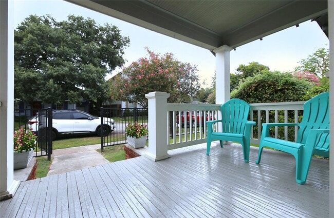 Building Photo - 214 Munford St