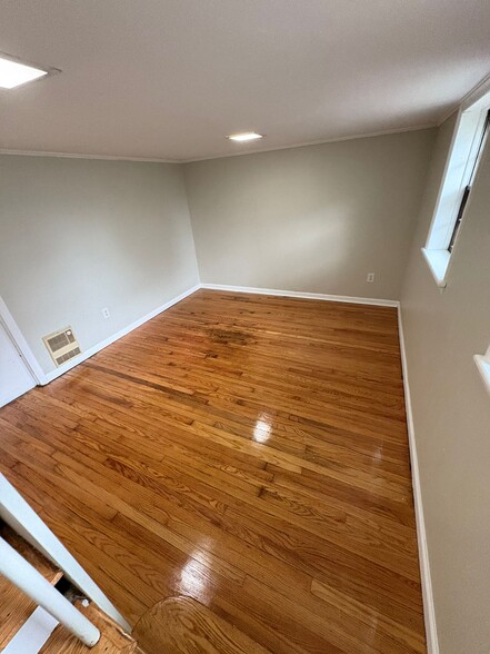 93 Mt Vernon 7 - 94 Mount Vernon Ave