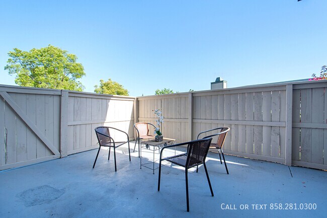 Building Photo - 9611 Caminito Tizona