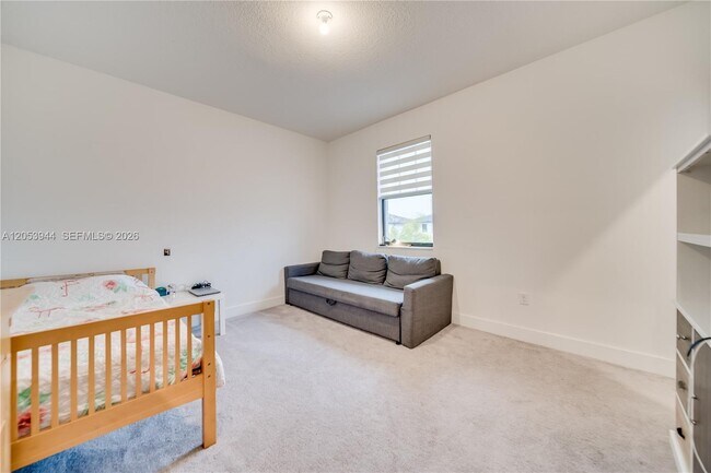 Building Photo - 4416 SW 174th Ave