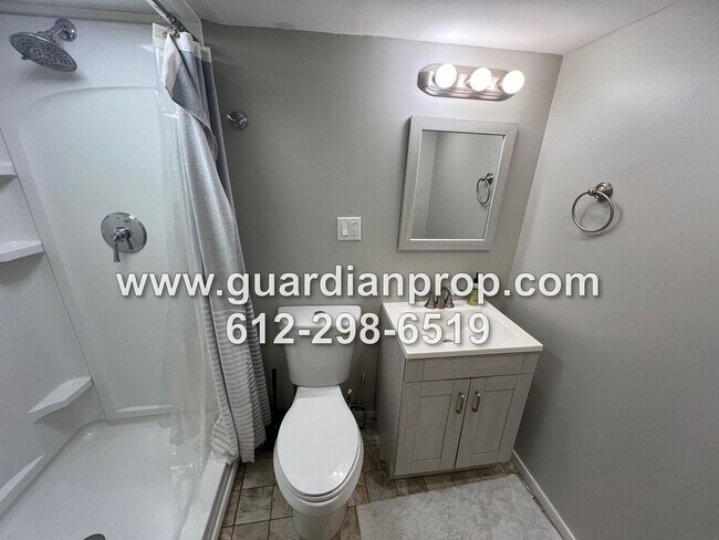 Building Photo - Mounds View House Available Now, Updated K...