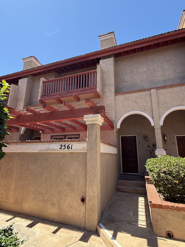 Building Photo - Spacious Carlsbad Townhouse: Spacious 2-Be...