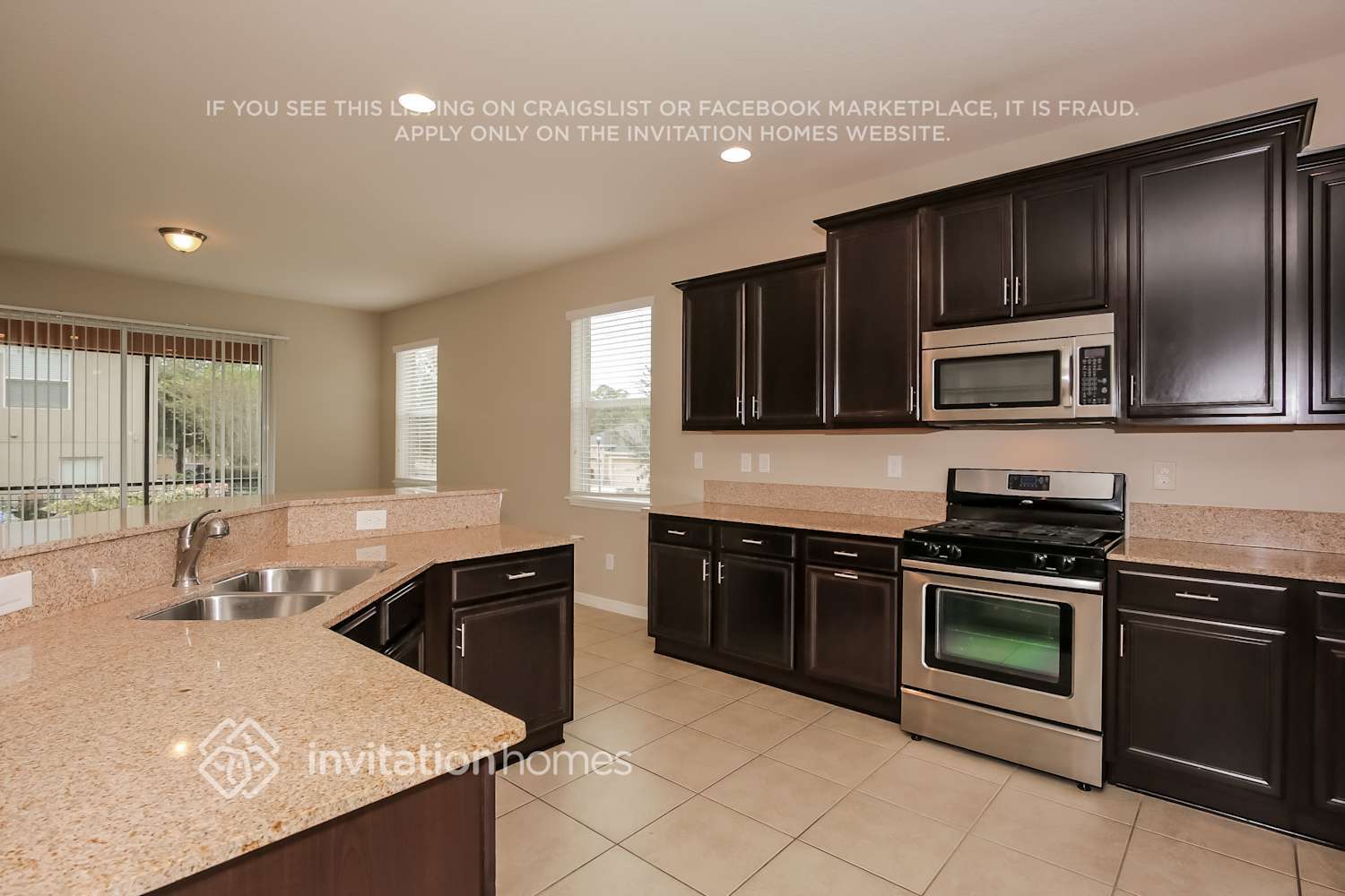 Building Photo - 15634 Starling Water Dr