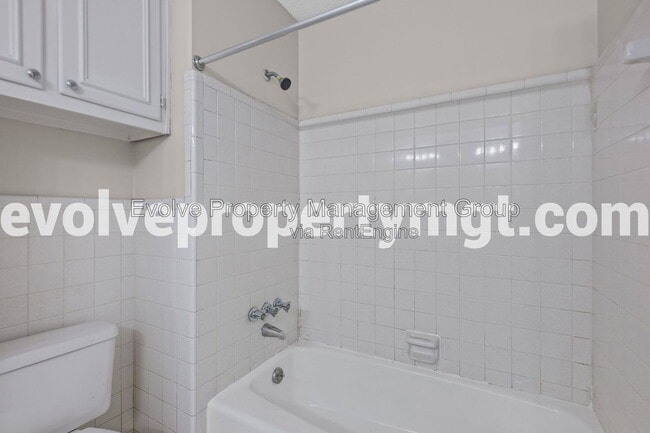 Building Photo - 5331 Pipers Gap Dr