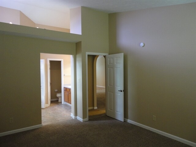 Building Photo - 7440 Chipwood Dr