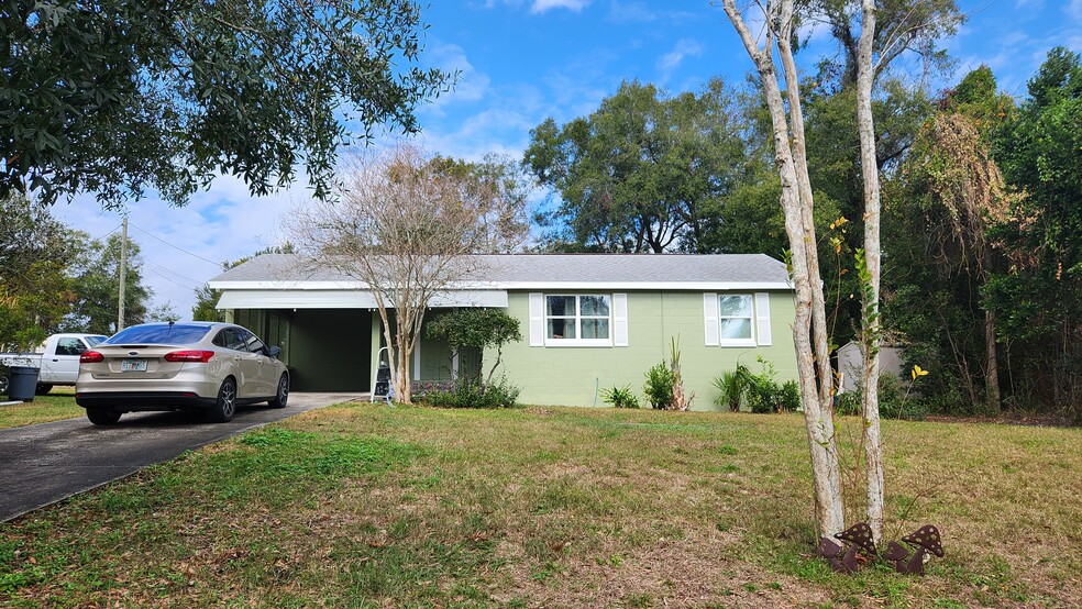 Building Photo - 232 Lakewood Drive