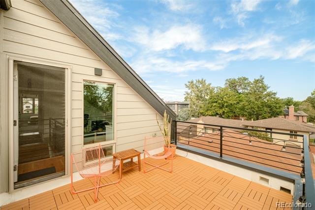 Building Photo - 1569 Utica St