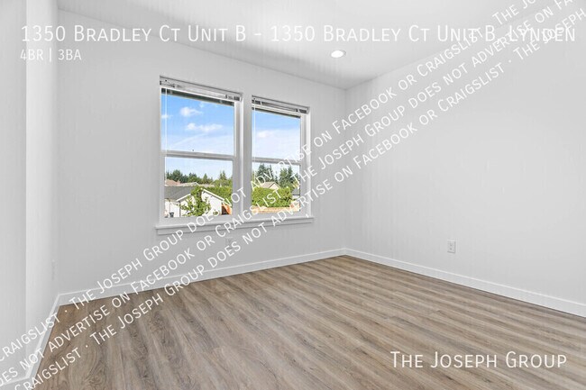 Building Photo - 1350 Bradley Ct