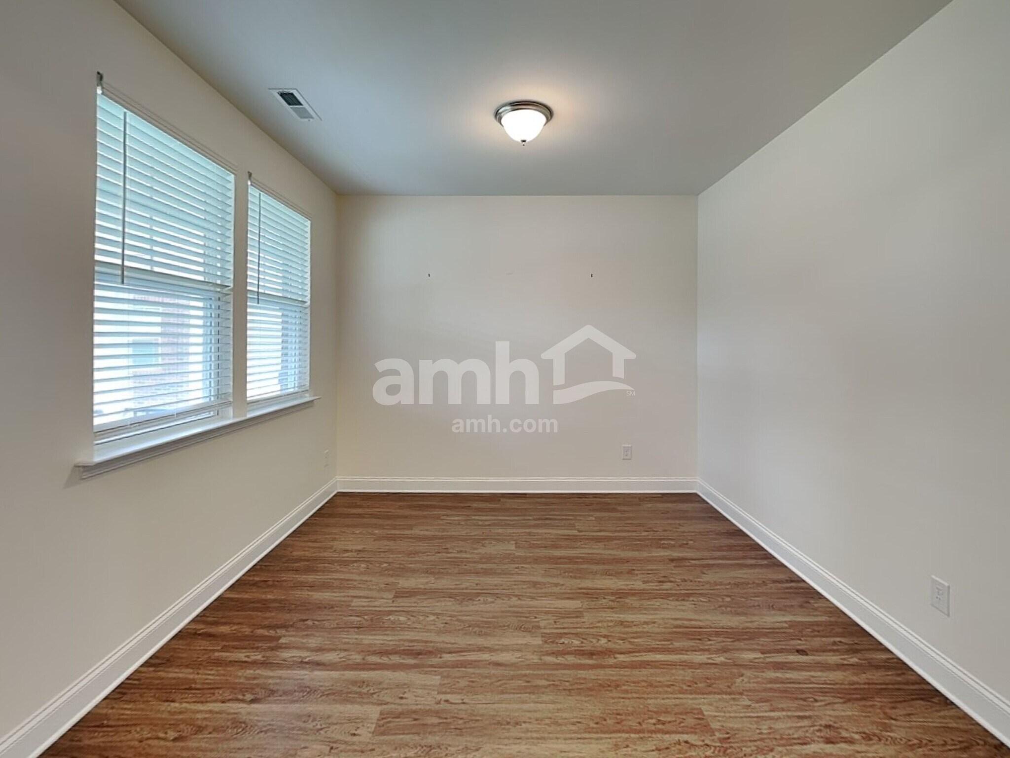 Building Photo - 8034 Leonine Ct