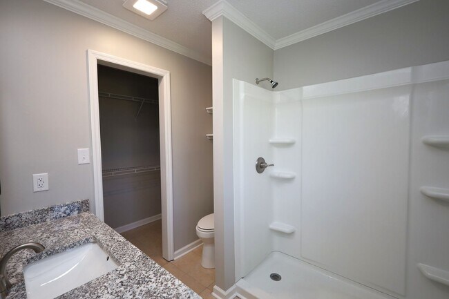 Building Photo - 4116 Lantern Ln