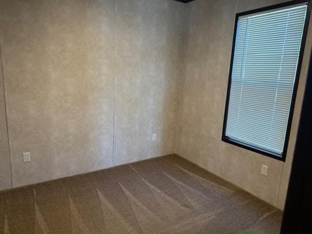 Building Photo - 310 Oriole Ln