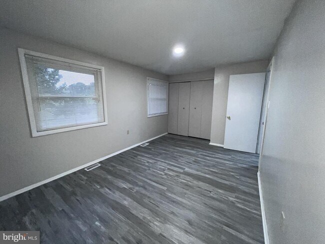 Building Photo - 217 Haverhill Rd