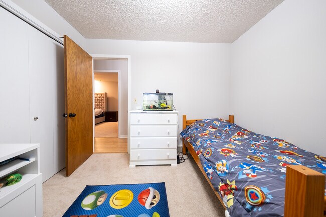 Building Photo - 3521 Widgeon Way