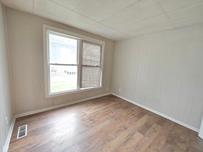 Building Photo - 108 W Pennsylvania St
