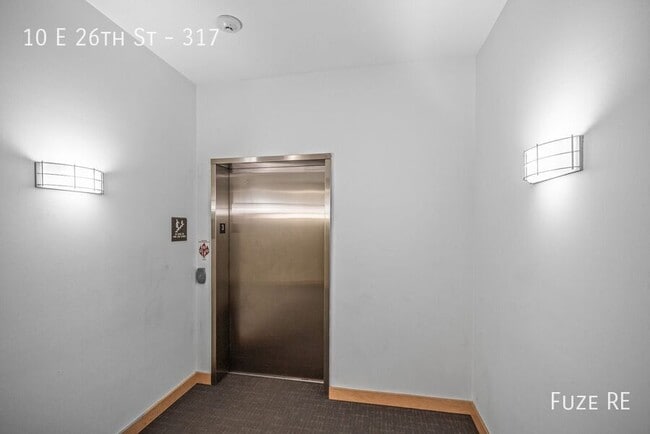 Building Photo - 10 E 26th St
