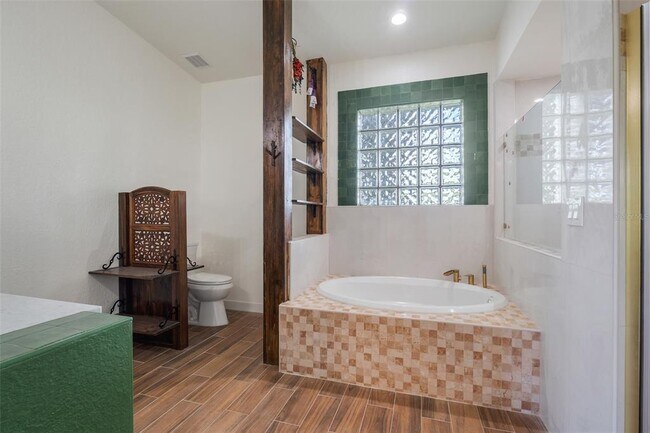 Building Photo - 13832 South Bay Lake Rd