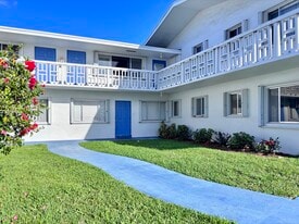 Building Photo - 1950 Lake Osborne Dr