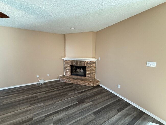 Building Photo - 6519 88th St