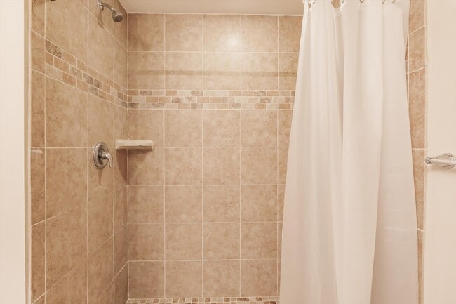 Building Photo - 27470 Palmesta Circle