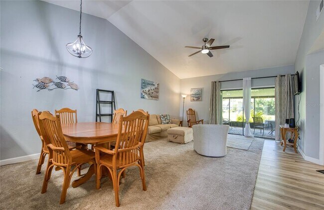 Building Photo - 2478 Bentley Dr