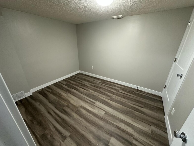 Building Photo - 1764 Montreal Ave