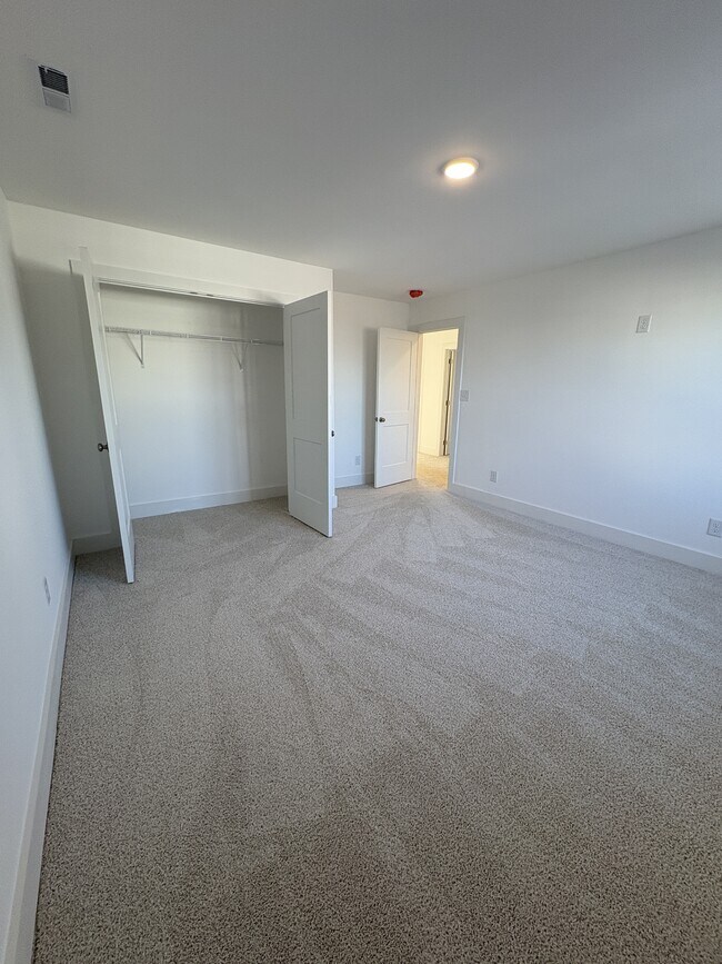 Building Photo - 131 Bourbon St