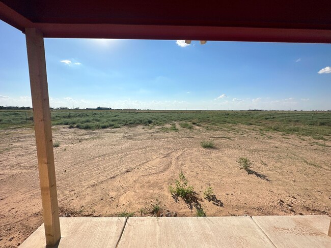 Building Photo - Country Living In Roosevelt ISD!