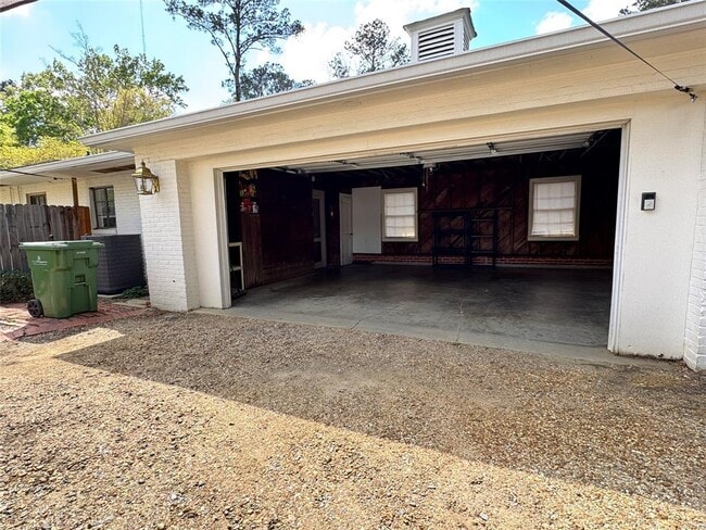 Building Photo - 1244 Gregory Ave