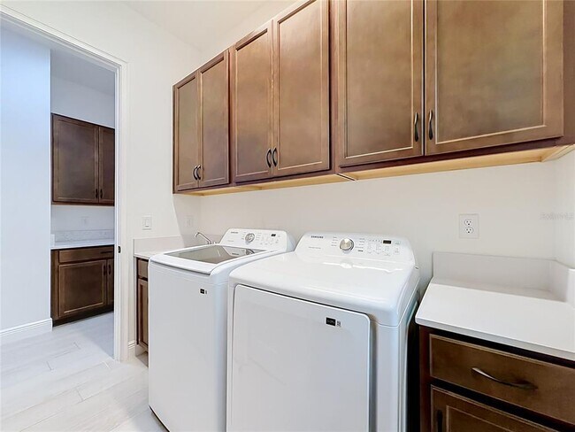 Building Photo - 5287 Buttonsage Dr