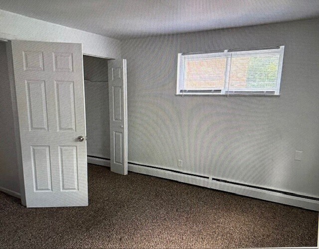 Building Photo - 2605 Chesterfield Ct