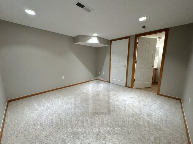 Building Photo - 1720 Messner Dr