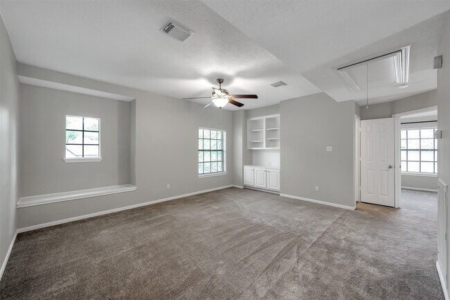 Building Photo - 55 E Amberglow Cir